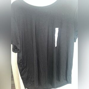 SO Women's Black Short Sleeve Tee